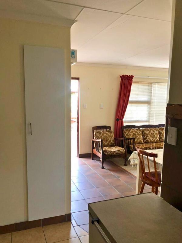 To Let 1 Bedroom Property for Rent in Heiderand Western Cape